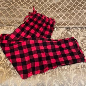 Macy’s Plaid red & black Flannel pajama pants XXL